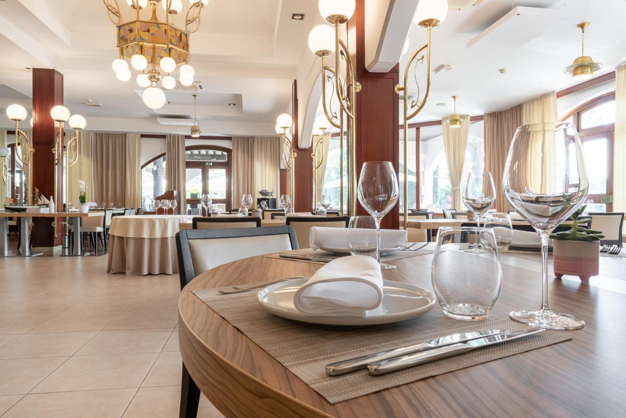 Sea Resort Marina Portorož Extérieur photo